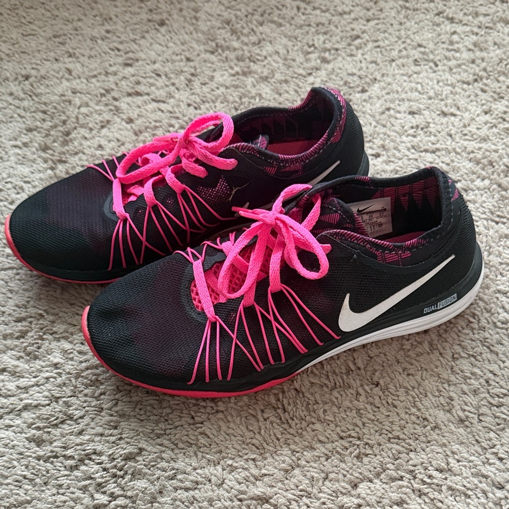 Nike Black & Hot Pink Athletic Sneakers